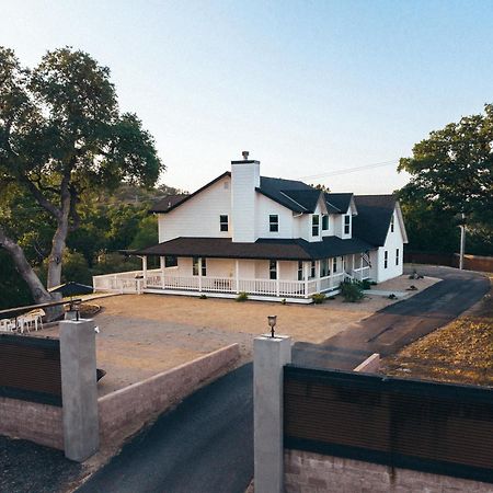 Wine Country Modern Farmhouse With Heated Pool, Hot Tub, Cybertruck 파소 로블레스 외부 사진