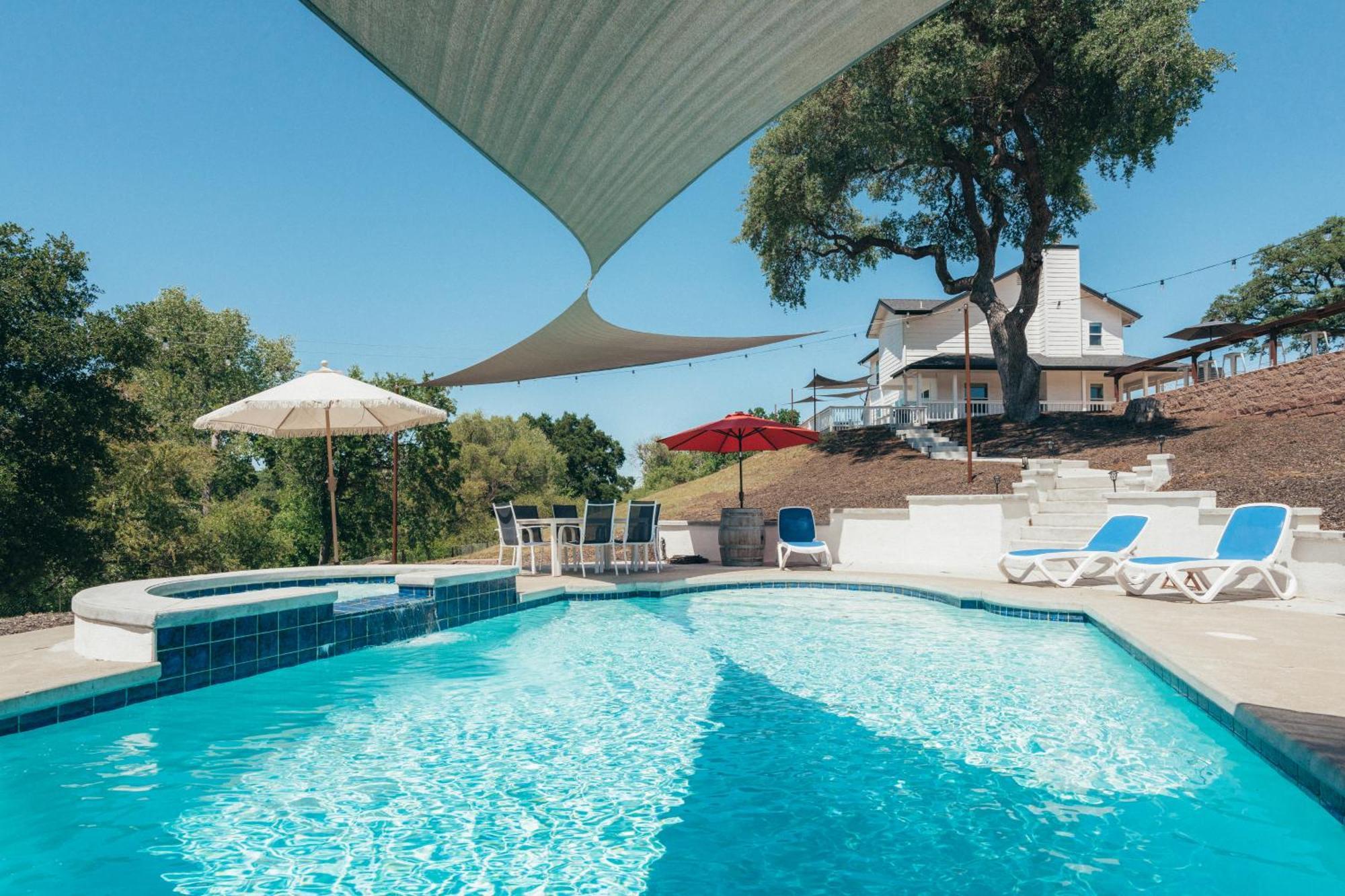 Wine Country Modern Farmhouse With Heated Pool, Hot Tub, Cybertruck 파소 로블레스 외부 사진